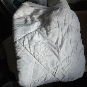 Queen size mattress pad